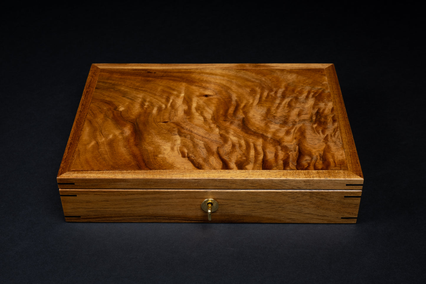 Jewellery Box - Quilted Blackwood - (with tray)